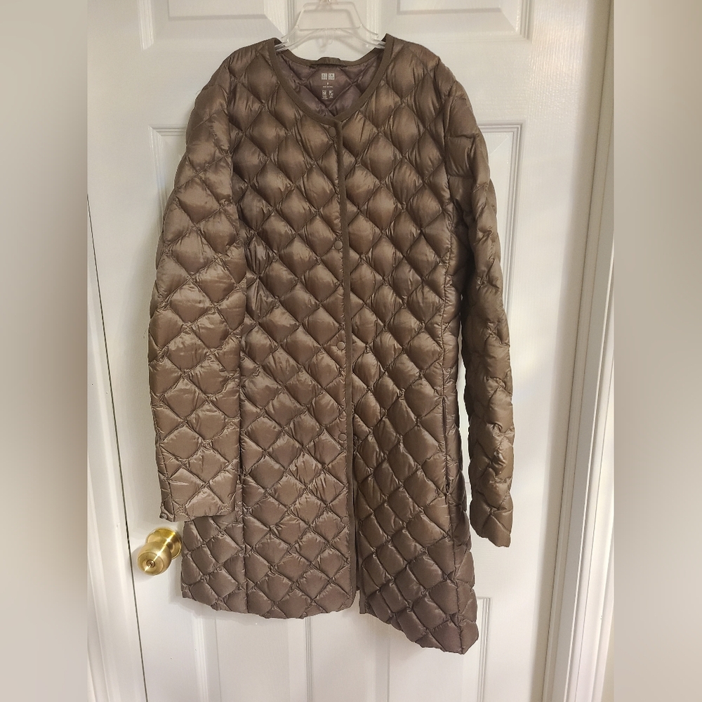 Uniqlo Women's Quilted Long Puffer Coat in Taupe Brown
